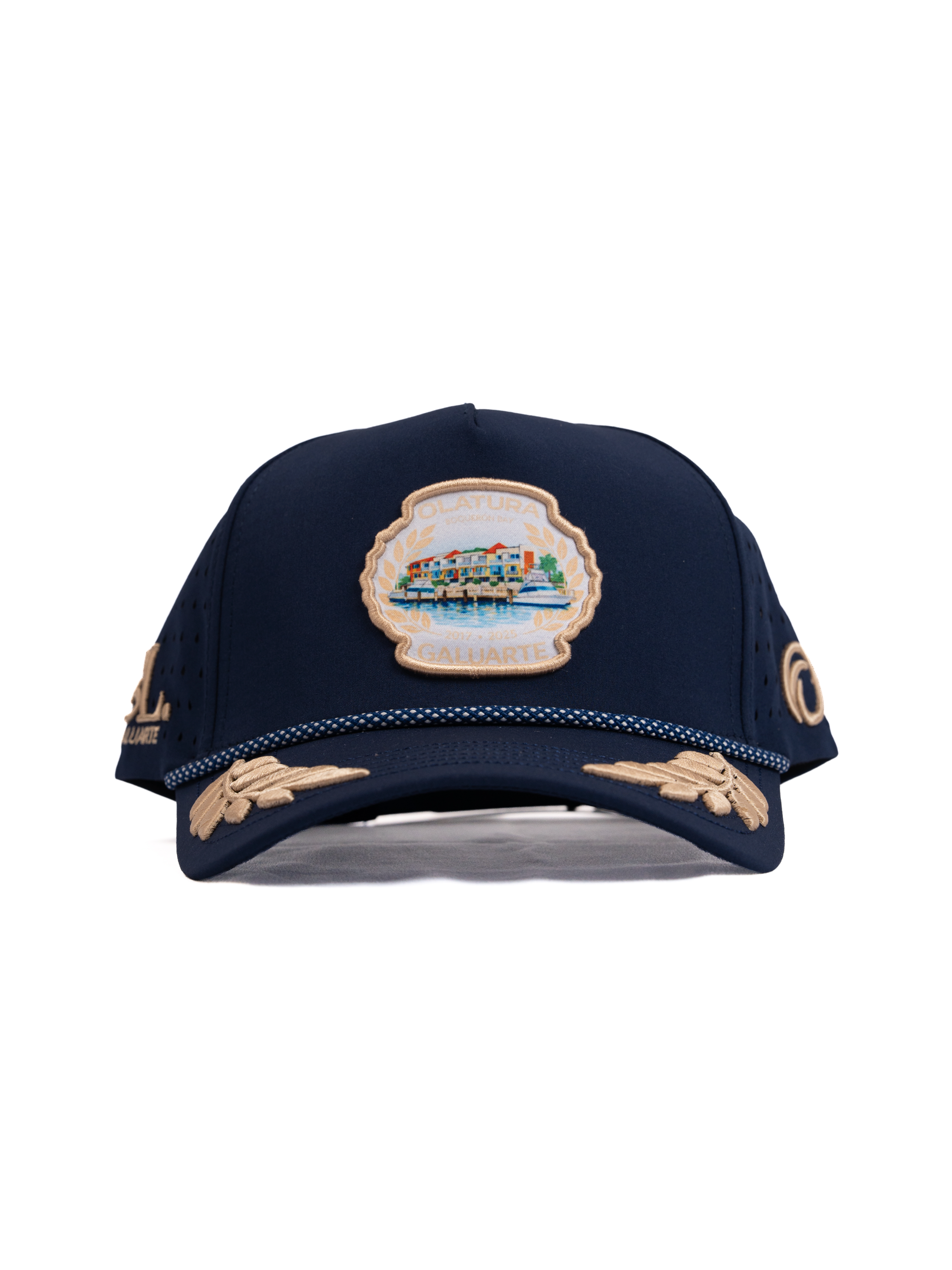 Boquerón Bay Navy Blue Performance Trucker Cap