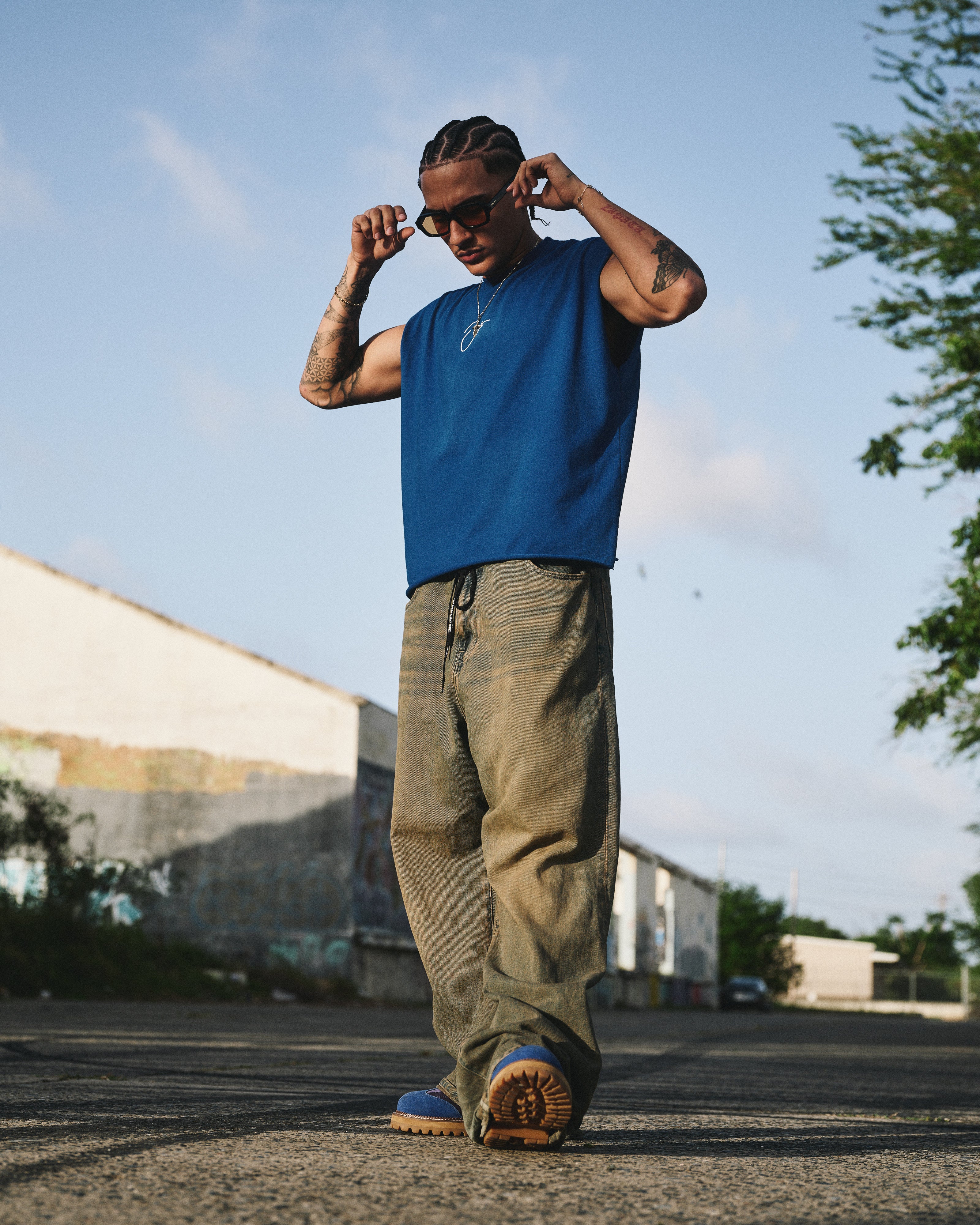 OLATURA Blue/Wash Puff Muscle Tee