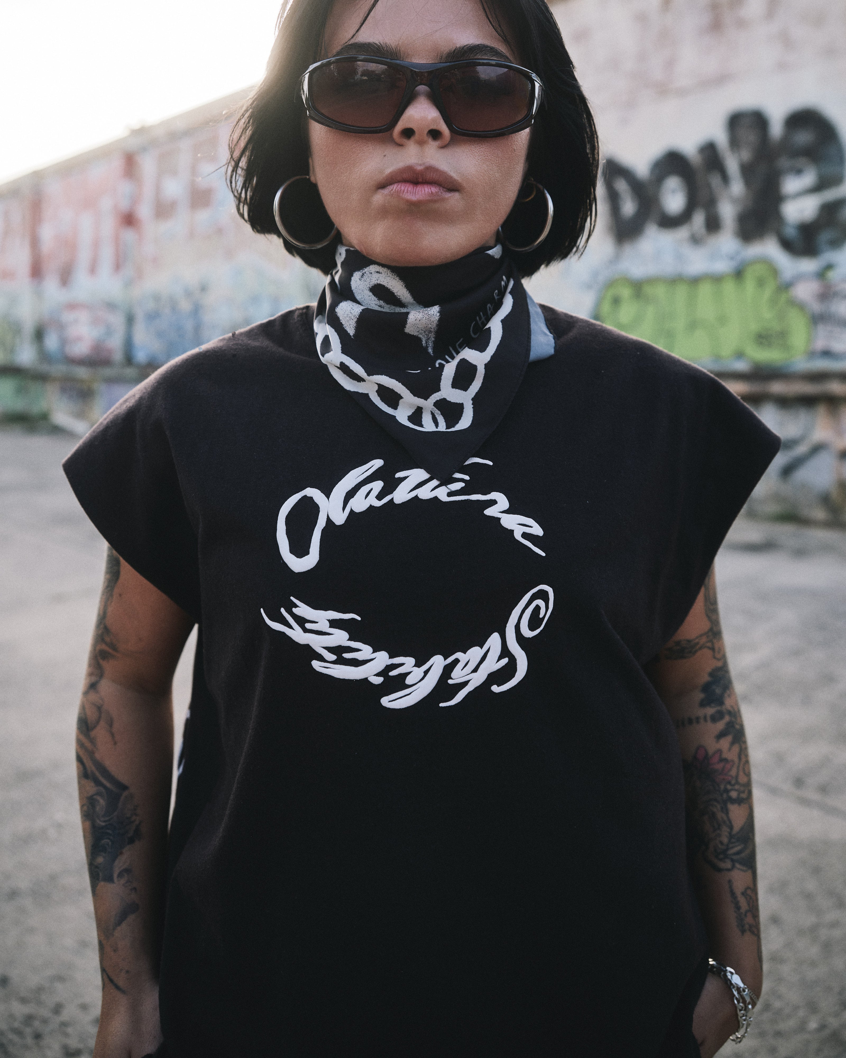 OLATURA STABILITY Black/Wash Puff Muscle Tee